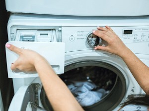 De beste tips om je kleding duurzaam te wassen